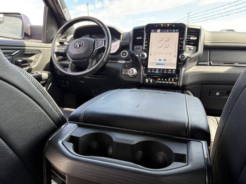 Used 2022 RAM 1500 Limited w/ Cold Weather Group AWD/4WD image 25