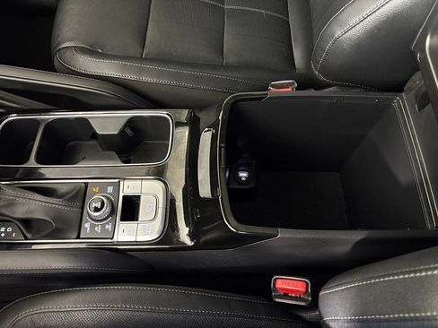 Used 2022 Kia Telluride EX w/ EX Premium Package AWD/4WD image 35