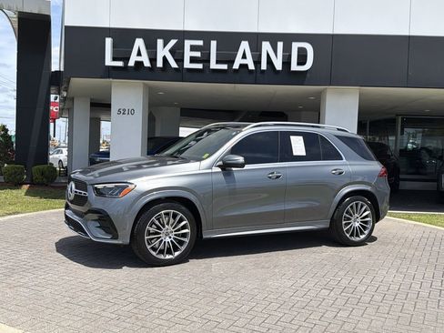 Used 2025 Mercedes-Benz GLE 350 4MATIC image 2