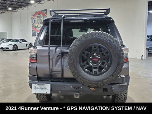 Used 2021 Toyota 4Runner Venture w/ Moonroof Package AWD/4WD image 10