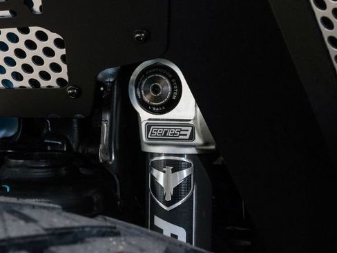 Used 2025 Jeep Wrangler Unlimited Rubicon w/ Technology Group image 56