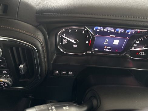 Used 2019 GMC Sierra 1500 AT4 image 14