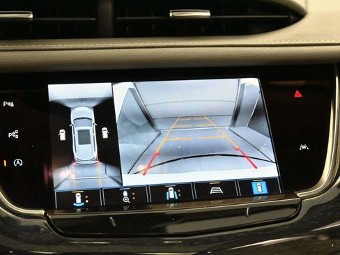 Certified 2023 Cadillac XT6 Premium Luxury w/ Technology Package image 22