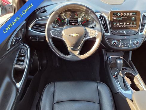 Used 2018 Chevrolet Malibu Hybrid w/ Leather Package image 13