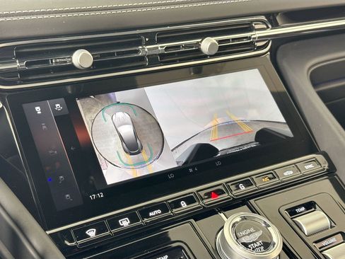 Used 2025 Aston Martin DB12 Coupe image 14