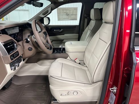 New 2026 GMC Yukon XL Denali AWD/4WD image 12