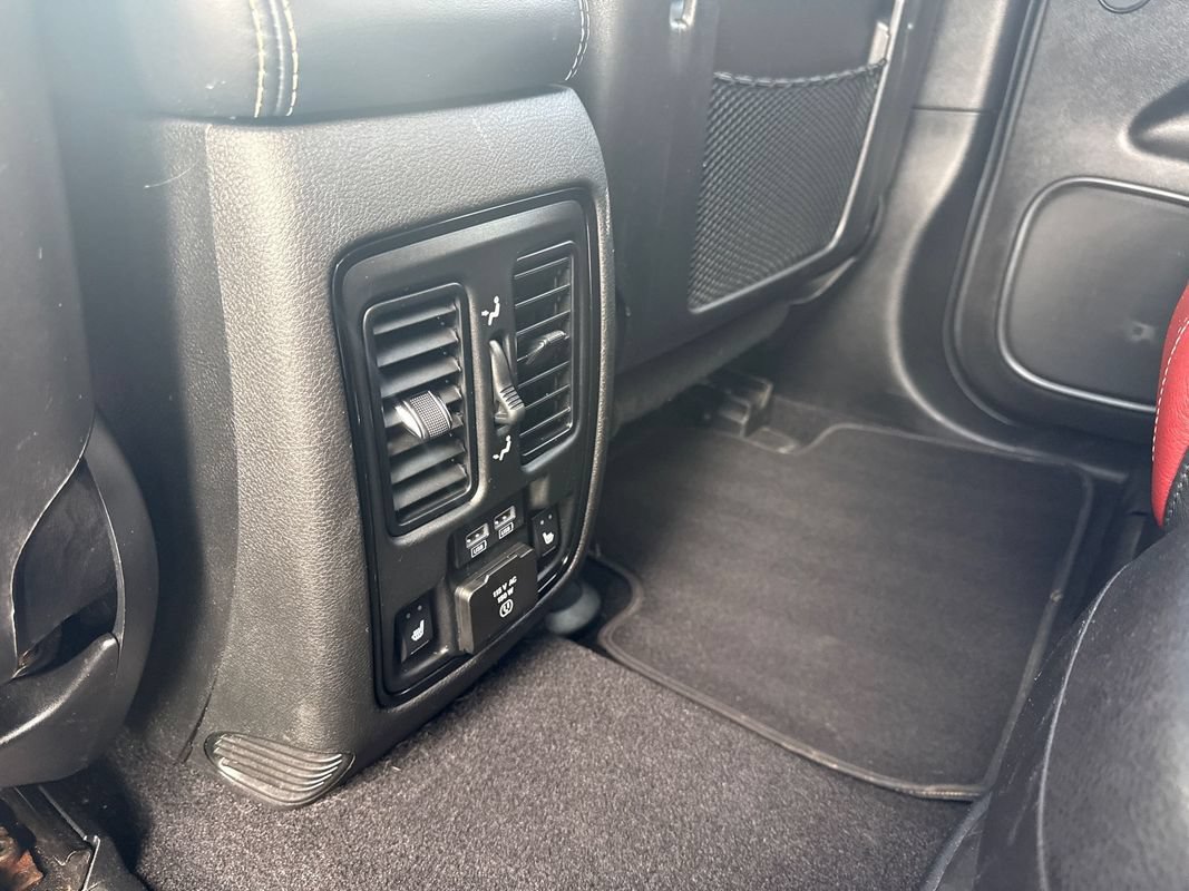 Used 2021 Dodge Durango SRT w/ Premium Interior Group AWD/4WD image 16