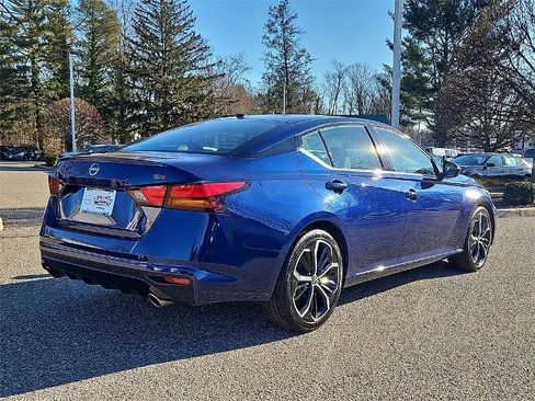 Certified 2023 Nissan Altima 2.5 SR image 8