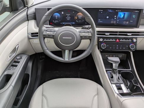 New 2026 Hyundai Tucson SEL FWD image 15