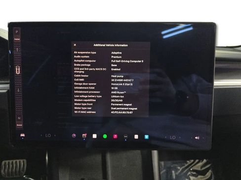 Used 2022 Tesla Model S Plaid image 33