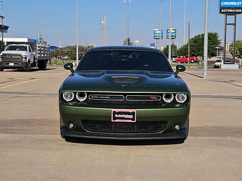 Used 2022 Dodge Challenger R/T w/ Plus Package RWD image 2