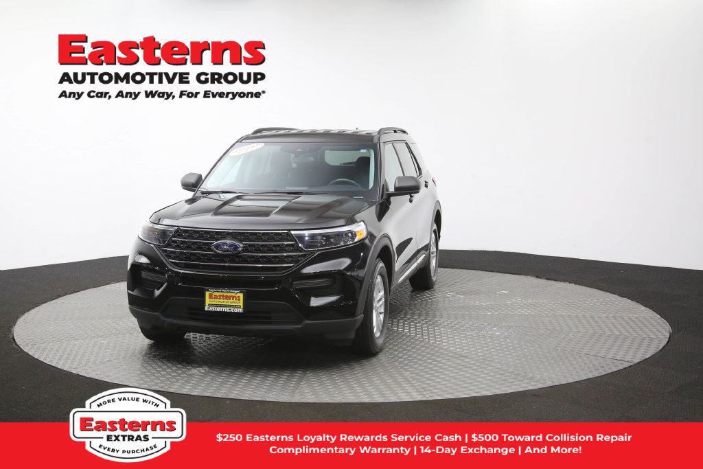 Used 2023 Ford Explorer XLT AWD/4WD image 56