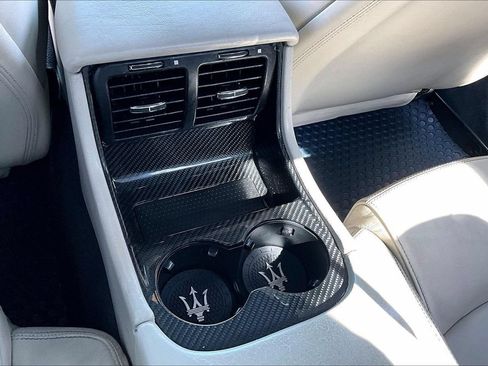 Used 2014 Maserati GranTurismo Sport RWD image 10