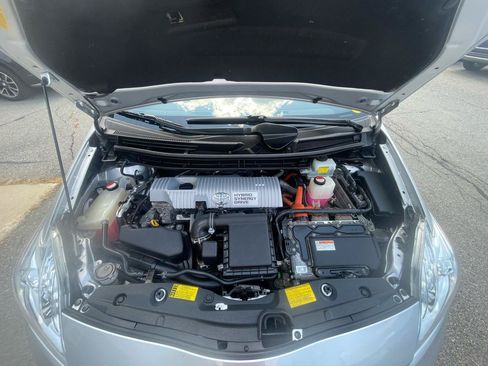 Used 2014 Toyota Prius Two FWD image 20