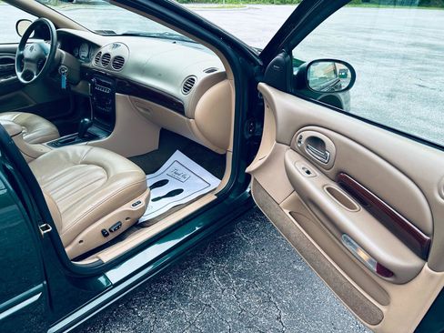 Used 1999 Chrysler 300M FWD image 22