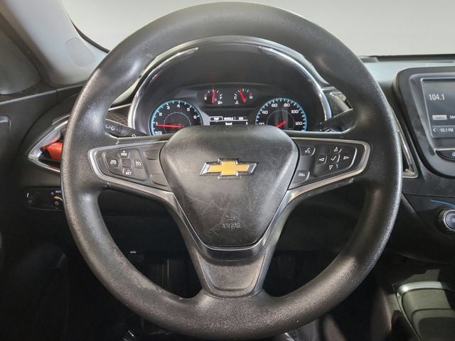 Used 2018 Chevrolet Malibu LT FWD image 13