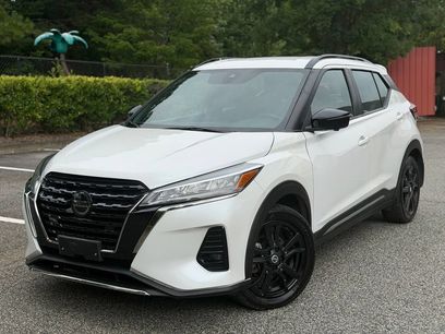 Used 2021 Nissan Kicks SR