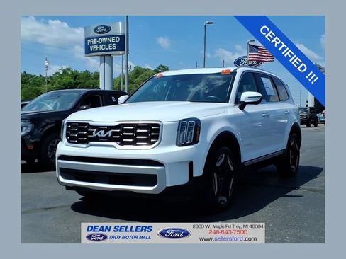 Used 2025 Kia Telluride S AWD/4WD image 1