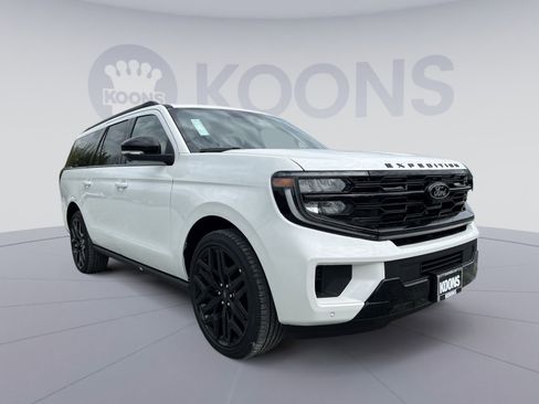 New 2026 Ford Expedition Max Platinum w/ Stealth Performance Package AWD/4WD image 10