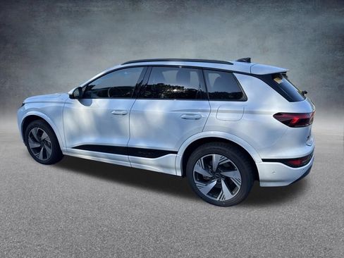 Used 2025 Audi Q6 e-tron Premium Plus AWD/4WD image 10