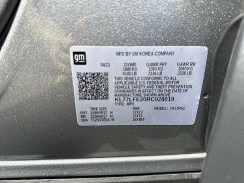 Used 2024 Chevrolet Trax LS FWD image 28