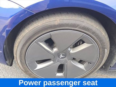 Used 2023 Tesla Model 3 Standard Range RWD image 16