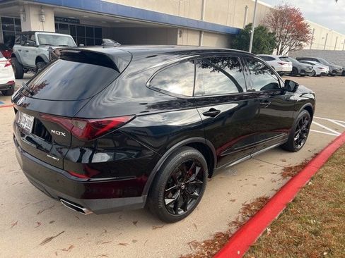 Used 2023 Acura MDX A-Spec image 3