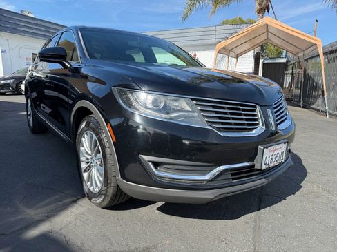 Used 2016 Lincoln MKX Select FWD image 9