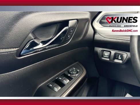 Used 2023 GMC Acadia SLT AWD/4WD image 29