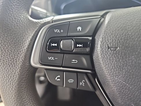 Used 2021 Honda Accord EX image 21