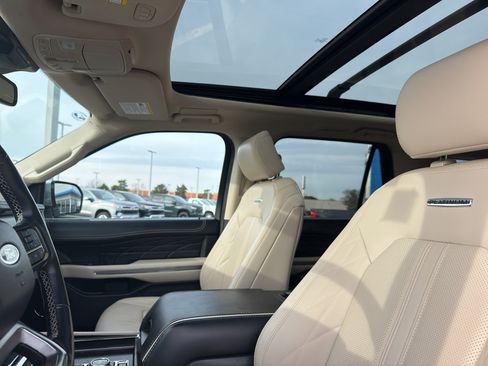 Used 2024 Ford Expedition Max Platinum image 29