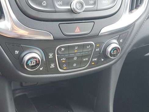 Certified 2018 Chevrolet Equinox Premier FWD image 25