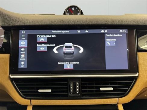 Used 2020 Porsche Cayenne AWD/4WD image 35