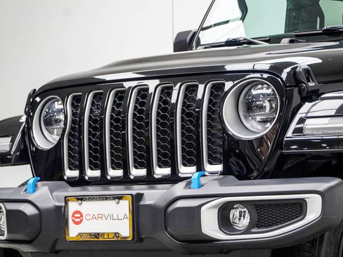 Used 2023 Jeep Wrangler Unlimited Sahara w/ Cold Weather Group AWD/4WD image 2