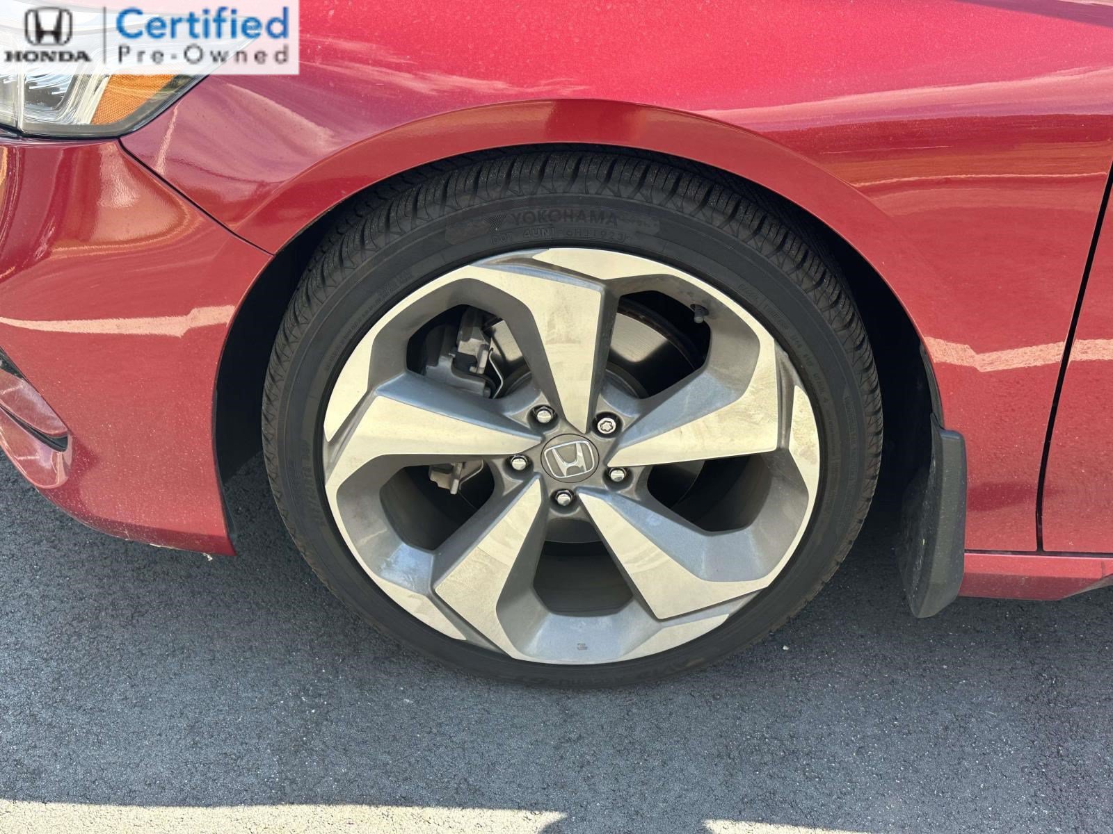 Certified 2018 Honda Accord Touring image 4