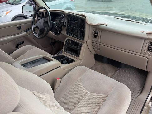 Used 2006 Chevrolet Silverado 1500 LT w/ Light Duty Power Package RWD image 11