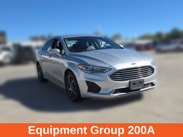 Used 2019 Ford Fusion SEL FWD image 4