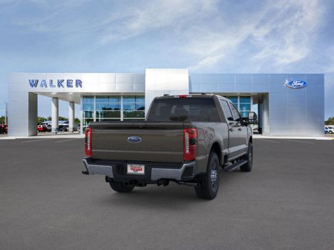 New 2026 Ford F250 Lariat w/ FX4 Off-Road Package AWD/4WD image 8