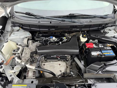 Used 2016 Nissan Rogue S image 36