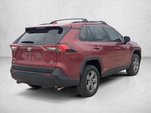 Certified 2025 Toyota RAV4 LE image 5