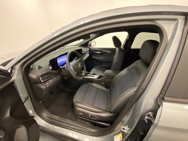 Used 2024 Buick Envista Preferred w/ Convenience I Package FWD image 7