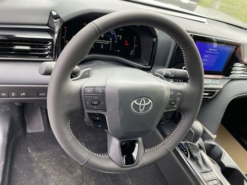 New 2026 Toyota Camry SE AWD/4WD image 15