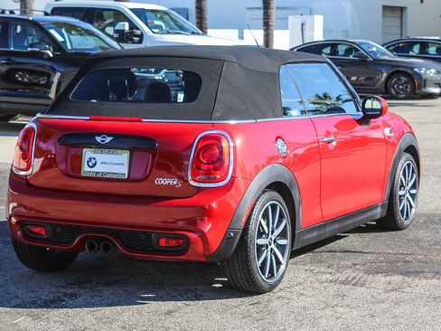Used 2017 MINI Cooper S image 6