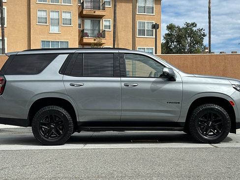 Used 2024 Chevrolet Tahoe RST w/ Luxury Package AWD/4WD image 3