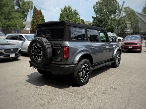 Used 2024 Ford Bronco Outer Banks AWD/4WD image 8
