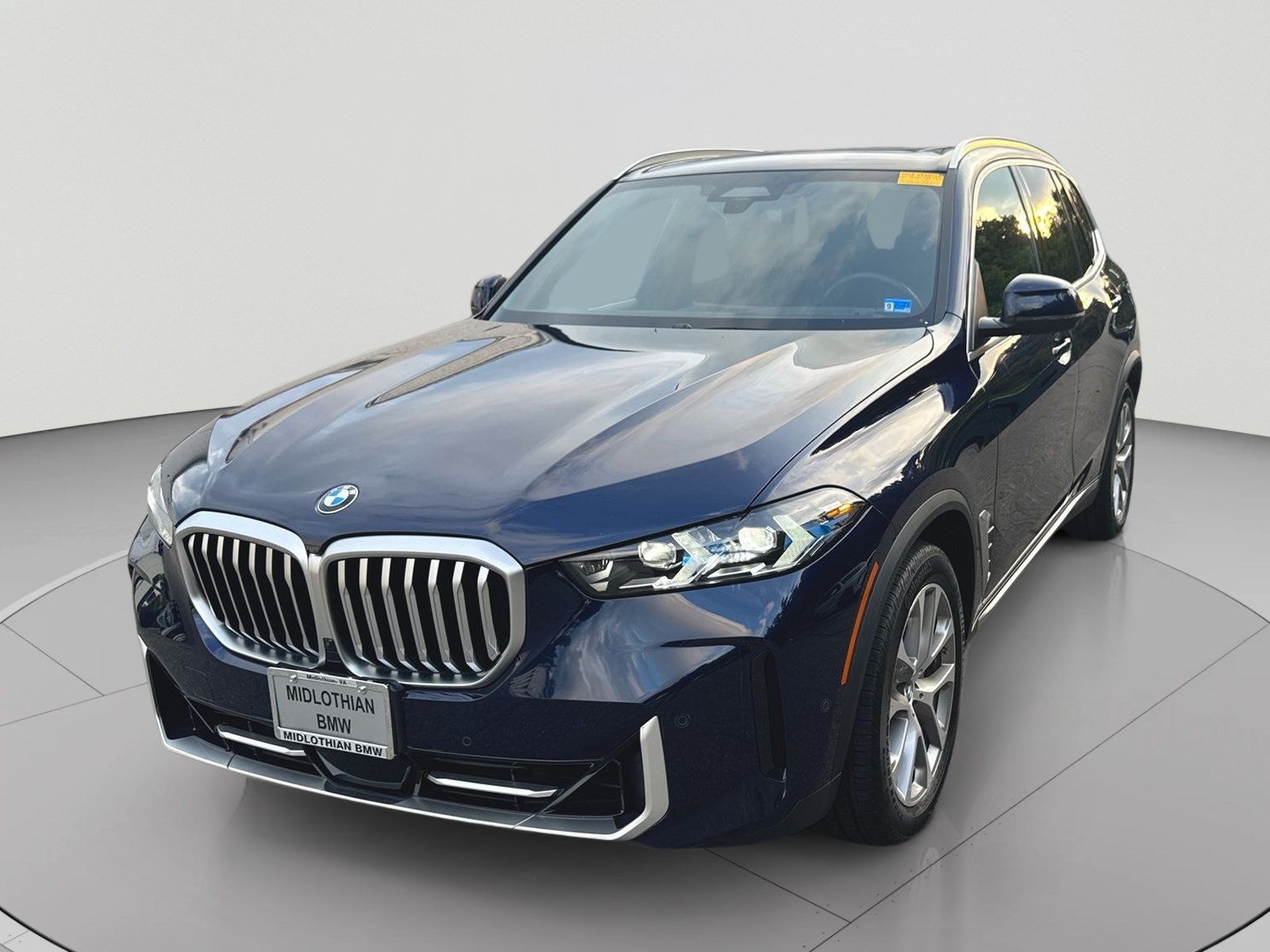 Used 2024 BMW X5 xDrive40i w/ Premium Package AWD/4WD image 7