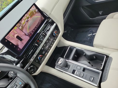 New 2026 Nissan Pathfinder SL FWD image 33