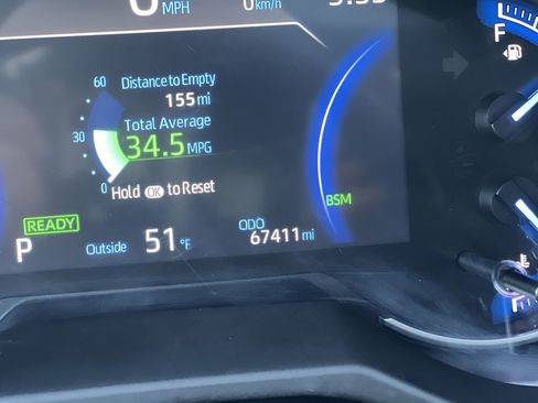 Used 2020 Toyota RAV4 Limited image 12