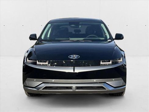 New 2024 Hyundai Ioniq 5 Limited image 5