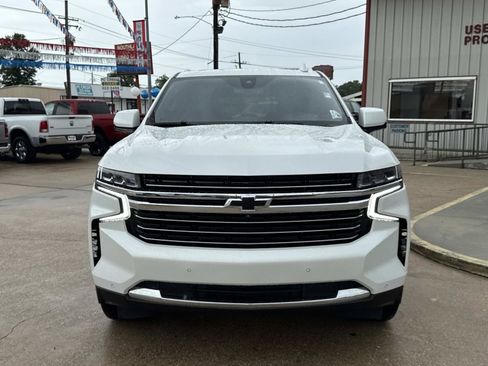 Used 2021 Chevrolet Tahoe LT w/ LT Signature Package RWD image 2